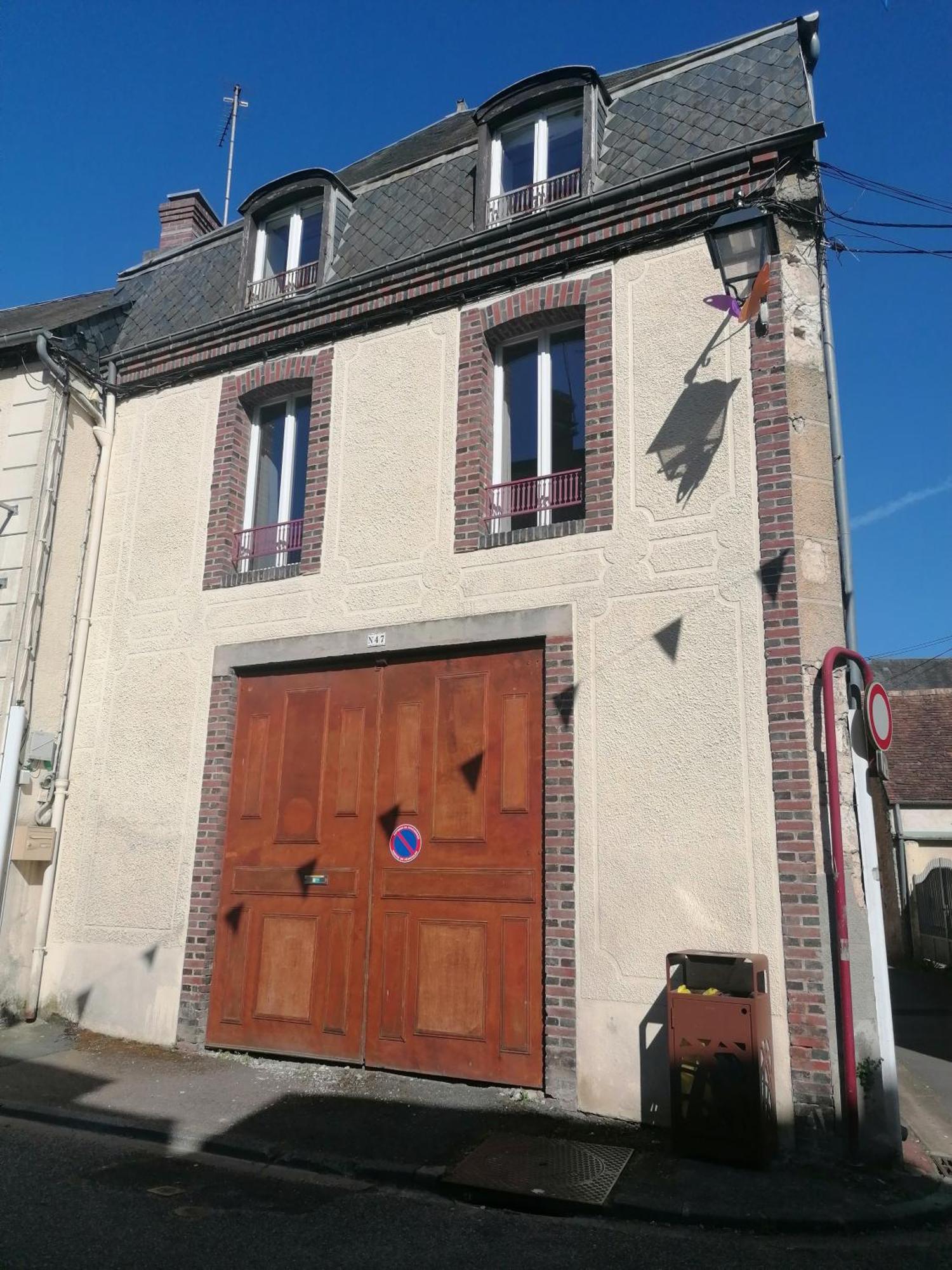 Gite A Sees Avec Garage Prive En Centre Ville Extérieur photo